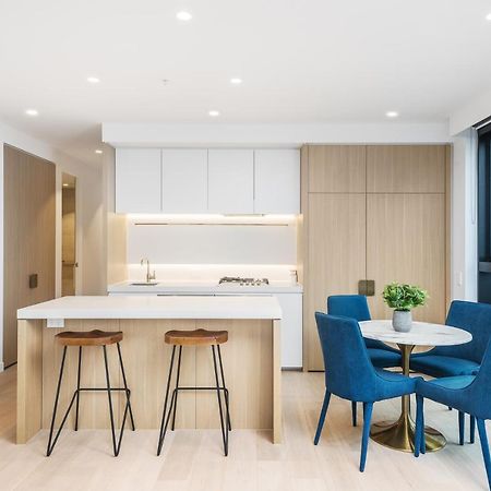 Sky One Apartments By Cllix Бокс Хил Екстериор снимка